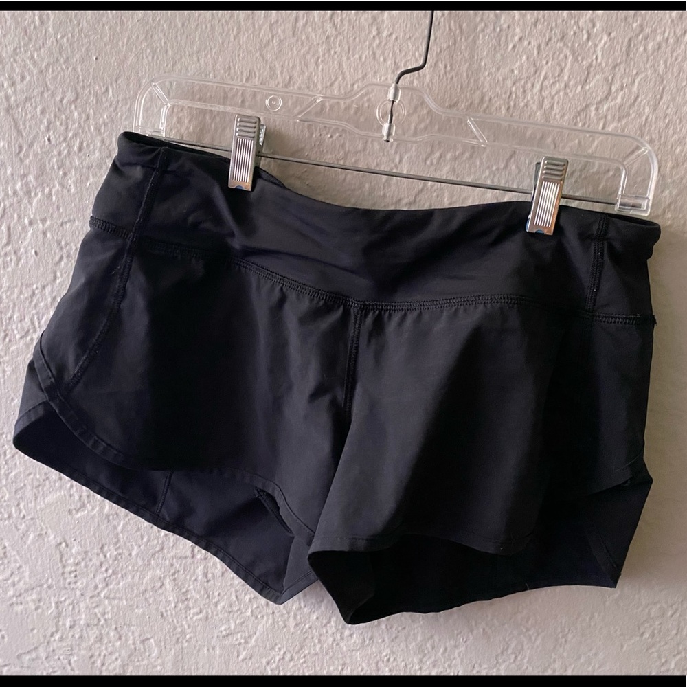 black lulu lemon boogie shorts